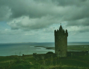 Doolin Doonagore Castle