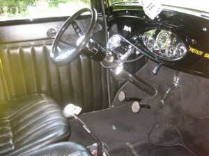 1932 five-window Deuce Coupe interior