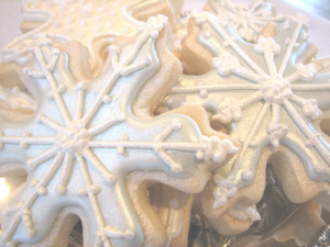 pearlized snowflake cookies 2
