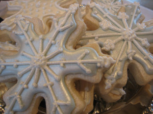 pearlized snowflake cookies